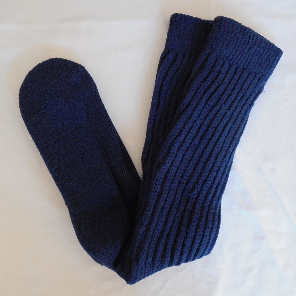 NEW HOOTERS UNIFORM XL SCRUNCHIE SOCKS NAVY O/S